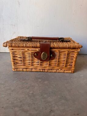Wicker Picnic Basket with Brown Leather Trim